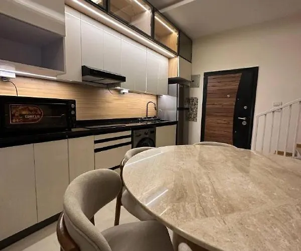 Apartment Hills Azure Topview *