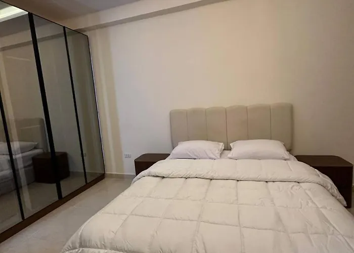 Apartment Hills Azure Topview