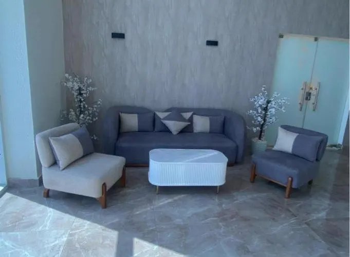 Apartment Hills Azure Topview *